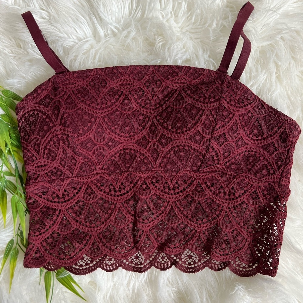 Red 𝅺Colsie Lace Bralette - Picture 2 of 4